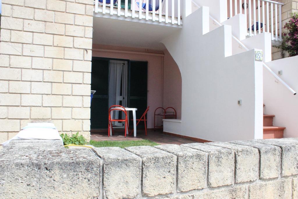 Residence "I Delfini" - Localita Portopiatto - Pugnochiuso - 71019 เวียสเต ภายนอก รูปภาพ